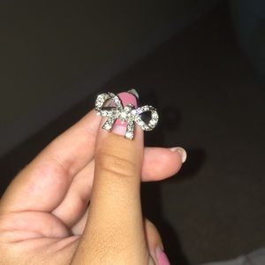 Diamond bow ring